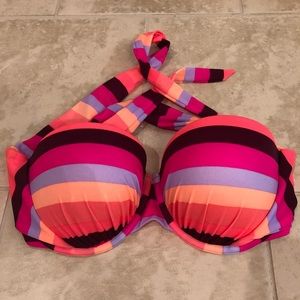 Victoria’s Secret 36D with underwire bikini top